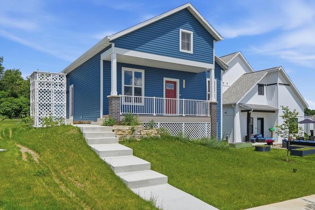 106 Lupine Avenue, Poynette, WI 53955