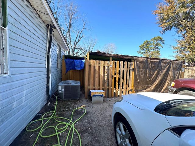 9105 Exeter Street, Houston, TX 77093