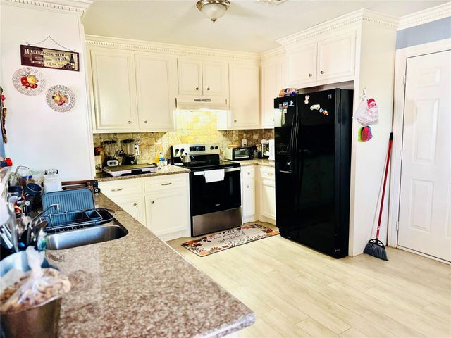 9105 Exeter Street, Houston, TX 77093