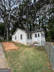 81 Cochran Road SE, Marietta, GA 30060
