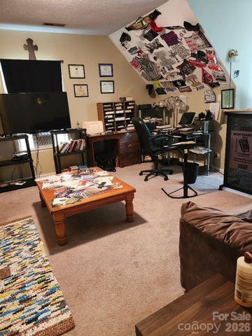 213 Vicki Way, Stanley, NC 28164