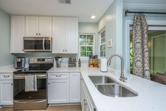1873 Montclair C, Mount Pleasant, SC 29464
