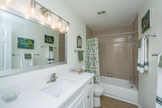 1873 Montclair C, Mount Pleasant, SC 29464