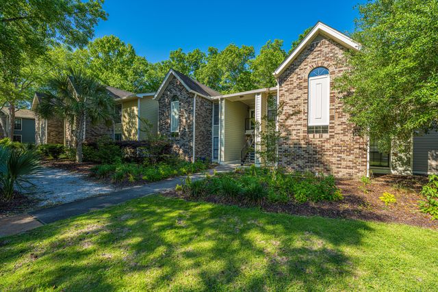 1873 Montclair C, Mount Pleasant, SC 29464