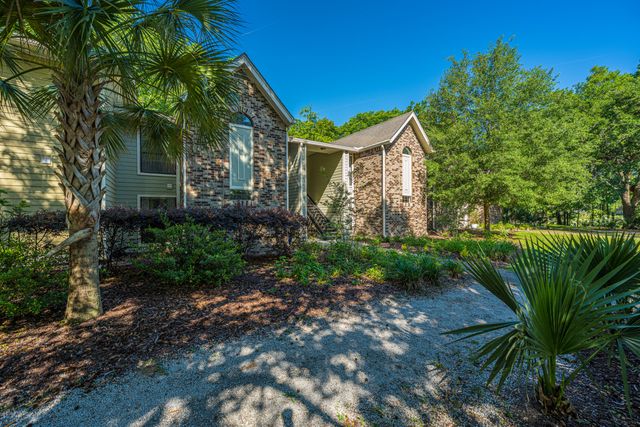 1873 Montclair C, Mount Pleasant, SC 29464