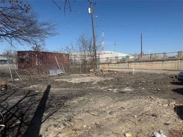 1807 S Malcolm X Boulevard, Dallas, TX 75226