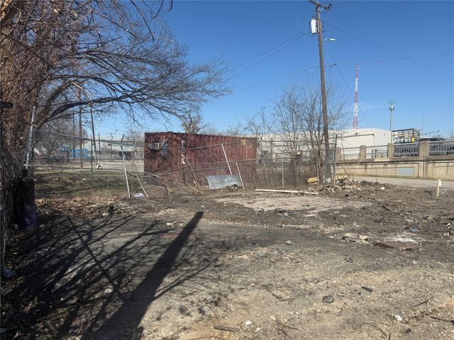 1807 S Malcolm X Boulevard, Dallas, TX 75226