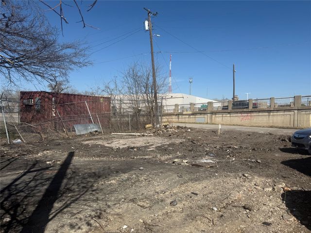 1807 S Malcolm X Boulevard, Dallas, TX 75226