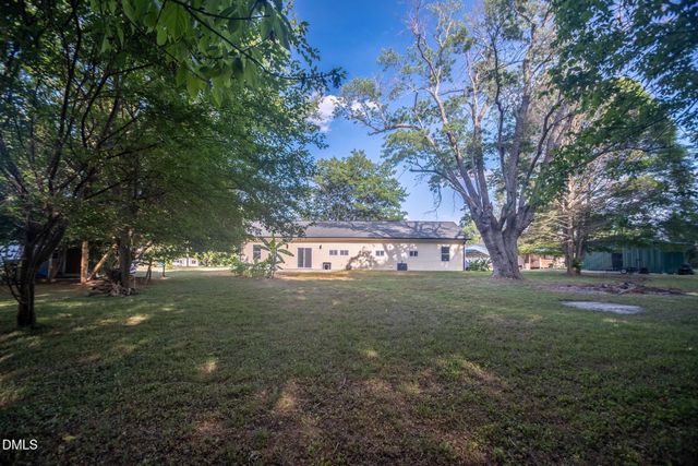 132 N State Street, Haw River, NC 27258
