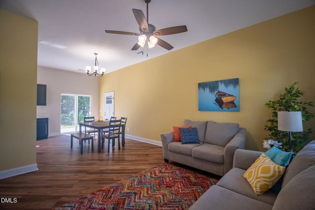 132 N State Street, Haw River, NC 27258