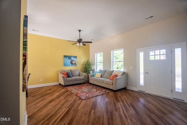 132 N State Street, Haw River, NC 27258