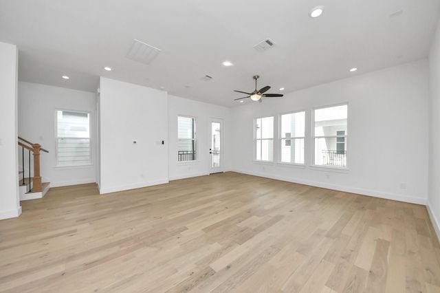 721 Marcella Street F, Houston, TX 77091