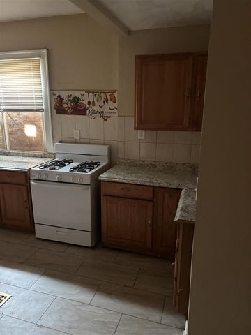 12755 Washburn Street, Detroit, MI 48238