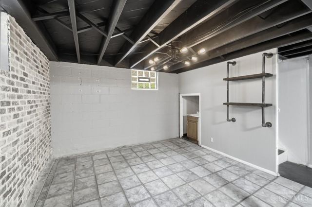 3512 Harrow Avenue, Cincinnati, OH 45209