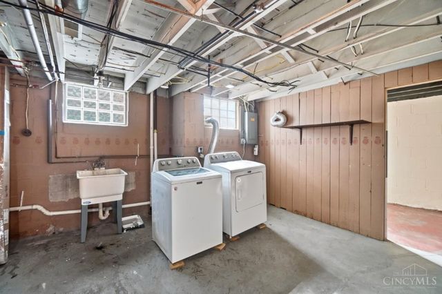 3512 Harrow Avenue, Cincinnati, OH 45209