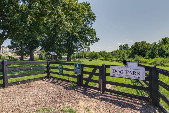 836 Goswell Dr Unit 102, Nolensville, TN 37135