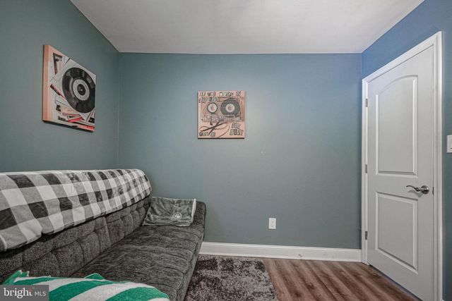 112 E PARK AVE, Williamstown, NJ 08094