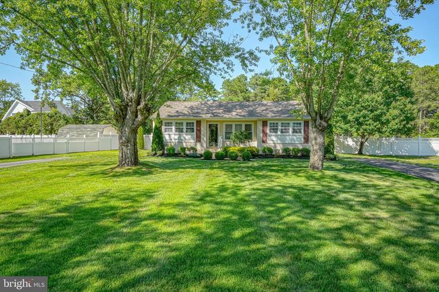 112 E PARK AVE, Williamstown, NJ 08094