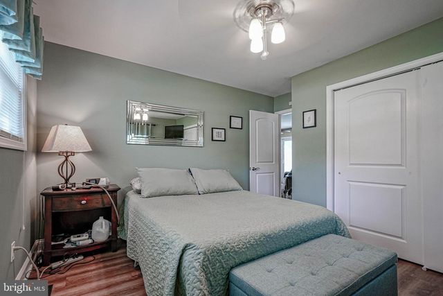 112 E PARK AVE, Williamstown, NJ 08094