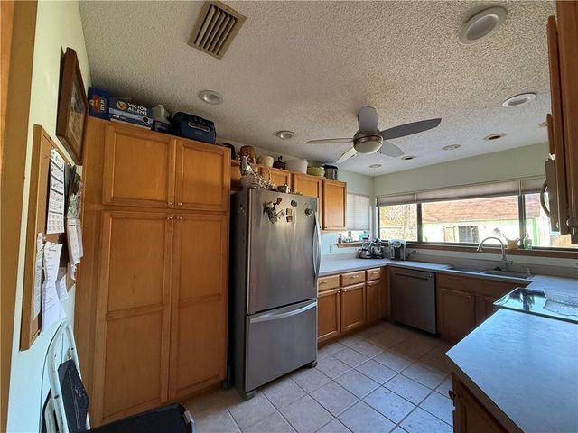 144 Cherry Point Drive, St. Marys, GA 31558