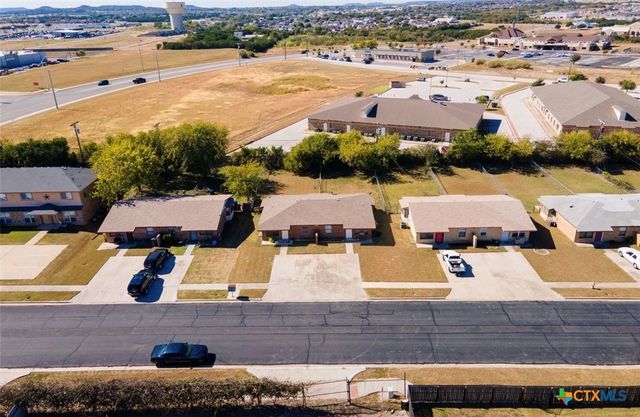 3327 Chisholm Trail, Killeen, TX 76542