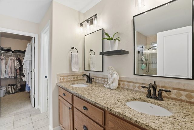 9006 N Rosebury Ln, Spokane, WA 99208