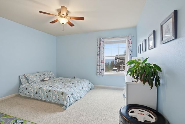 9006 N Rosebury Ln, Spokane, WA 99208