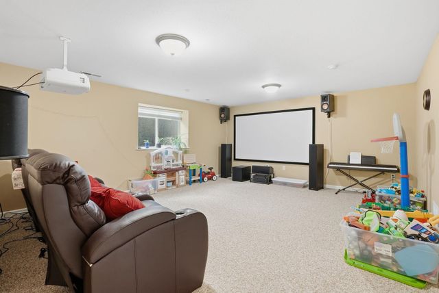 9006 N Rosebury Ln, Spokane, WA 99208