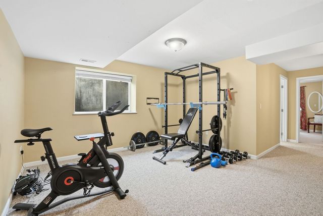 9006 N Rosebury Ln, Spokane, WA 99208