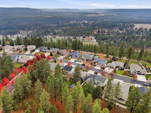 9006 N Rosebury Ln, Spokane, WA 99208