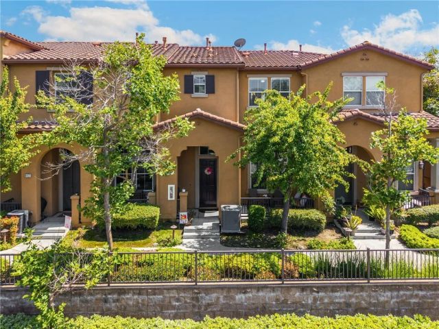 8427 E Kendra Loop, Orange, CA 92867