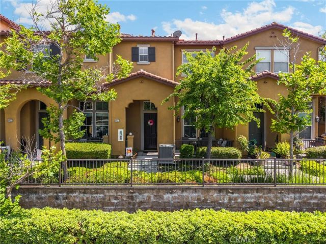 8427 E Kendra Loop, Orange, CA 92867