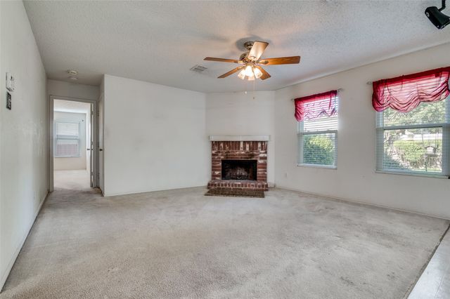 721 Bray Street, Cedar Hill, TX 75104