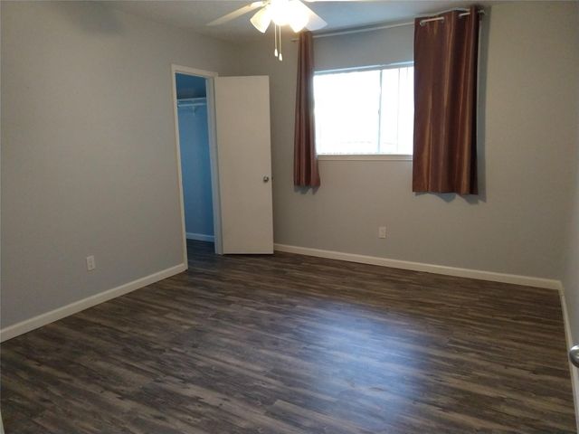 12927 Westmere Drive, Houston, TX 77077