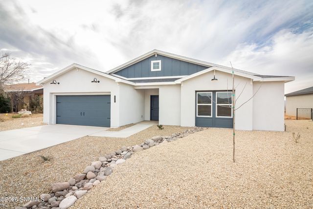 6547 Phoenix Street, Las Cruces, NM 88012