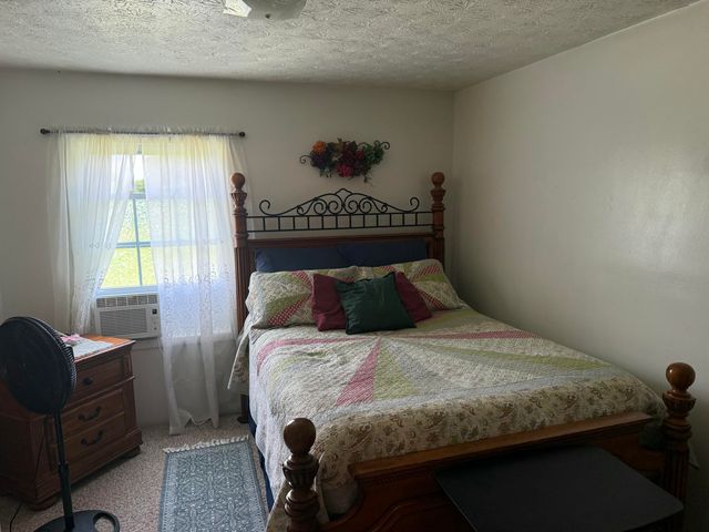 10833 Battlefield Memorial Highway, Berea, KY 40403