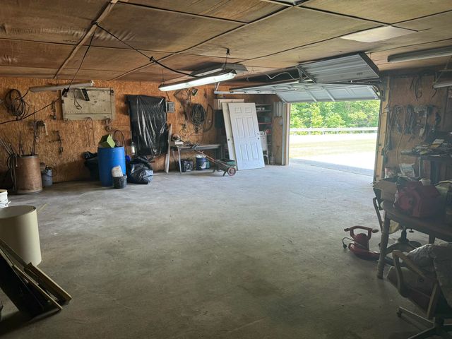 10833 Battlefield Memorial Highway, Berea, KY 40403