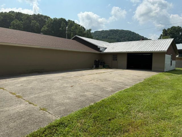 10833 Battlefield Memorial Highway, Berea, KY 40403