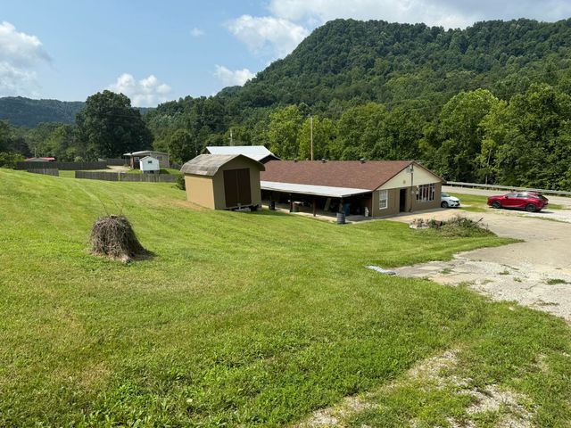10833 Battlefield Memorial Highway, Berea, KY 40403