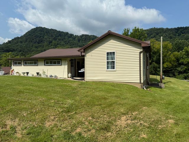 10833 Battlefield Memorial Highway, Berea, KY 40403