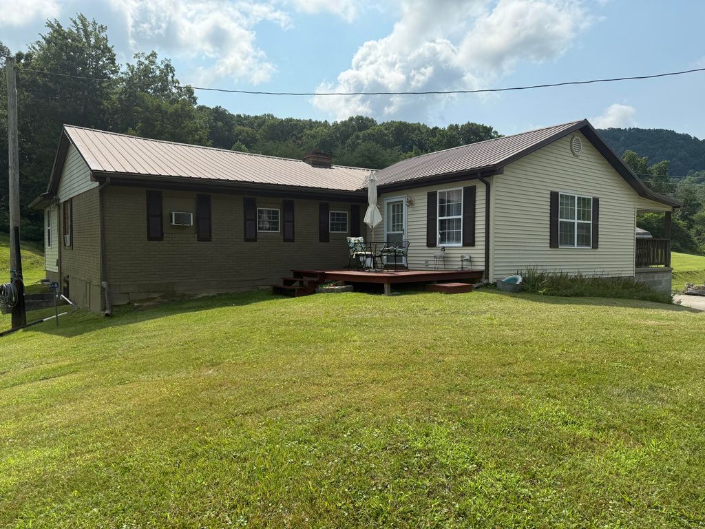 10833 Battlefield Memorial Highway, Berea, KY 40403