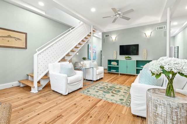 207 E Ruskin Place, Santa Rosa Beach, FL 32459