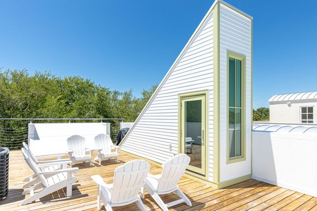 207 E Ruskin Place, Santa Rosa Beach, FL 32459