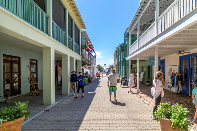 207 E Ruskin Place, Santa Rosa Beach, FL 32459