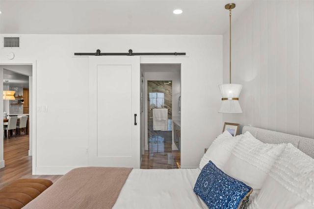 2500 Torrey Pines Rd 305, La Jolla, CA 92037