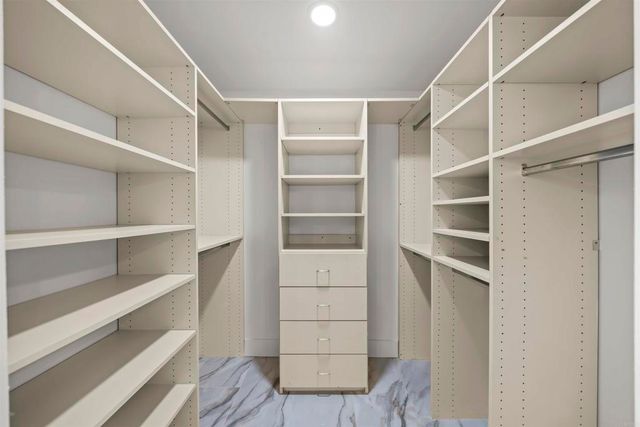 2500 Torrey Pines Rd 305, La Jolla, CA 92037