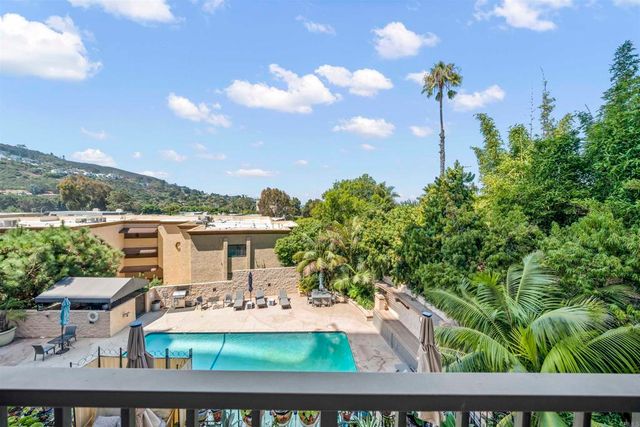 2500 Torrey Pines Rd 305, La Jolla, CA 92037