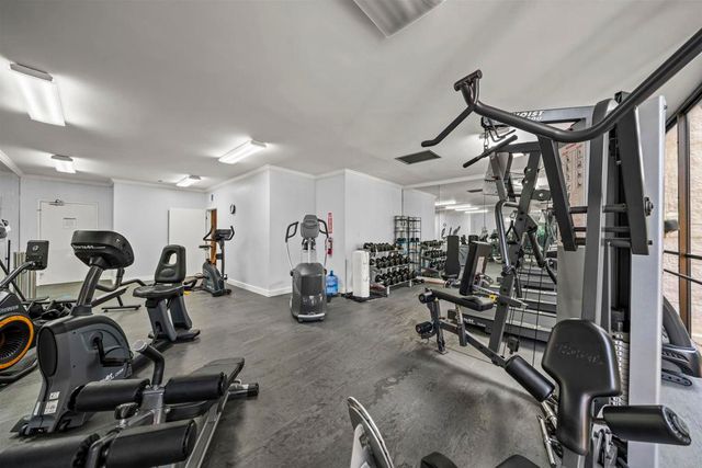 2500 Torrey Pines Rd 305, La Jolla, CA 92037