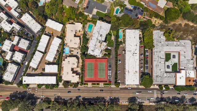 2500 Torrey Pines Rd 305, La Jolla, CA 92037