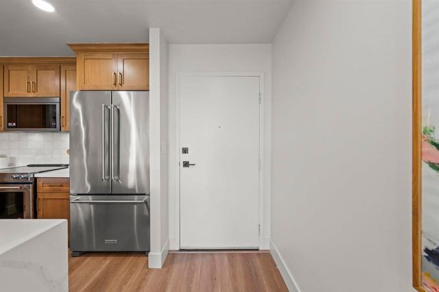 2500 Torrey Pines Rd 305, La Jolla, CA 92037